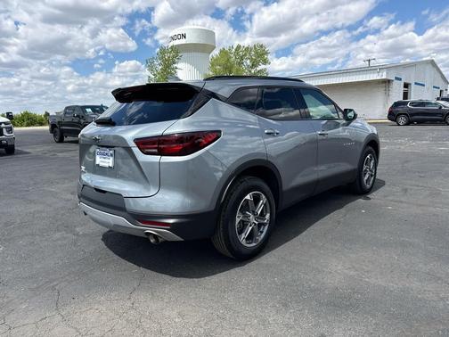 Sterling Gray Metallic 2023 Chevrolet Blazer 2LT