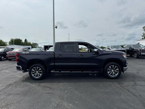 Dark Ash Metallic 2024 Chevrolet Silverado 1500 LT