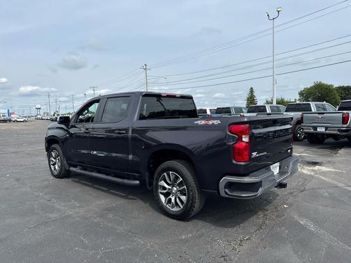 Dark Ash Metallic 2024 Chevrolet Silverado 1500 LT