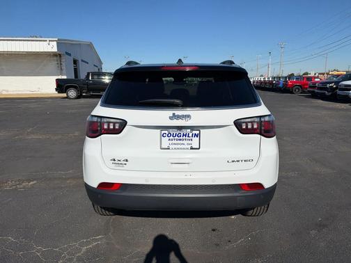 Bright White Clearcoat 2025 Jeep Compass Limited