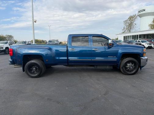 Deep Ocean Blue Metallic 2016 Chevrolet Silverado 3500 LTZ