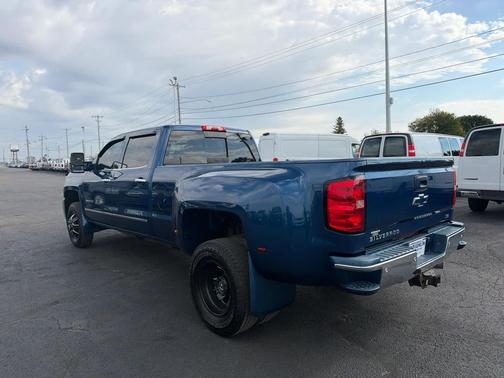 Deep Ocean Blue Metallic 2016 Chevrolet Silverado 3500 LTZ
