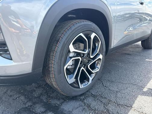 Sterling Gray Metallic 2026 Chevrolet Trax FWD 2RS