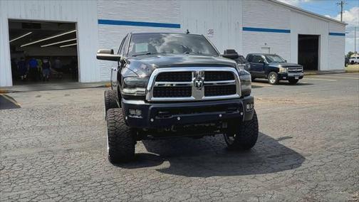 2017 RAM 2500 Laramie Crew Cab 4x4 6'4' Box