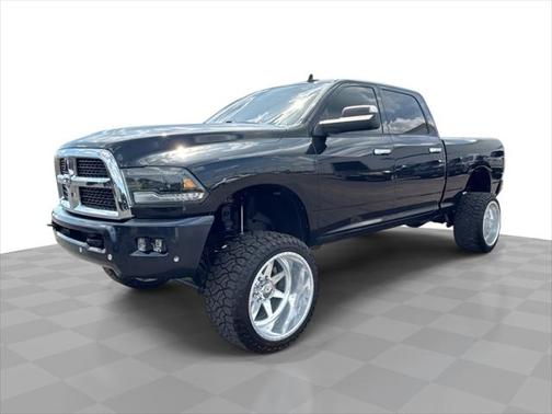 2017 RAM 2500 Laramie Crew Cab 4x4 6'4' Box