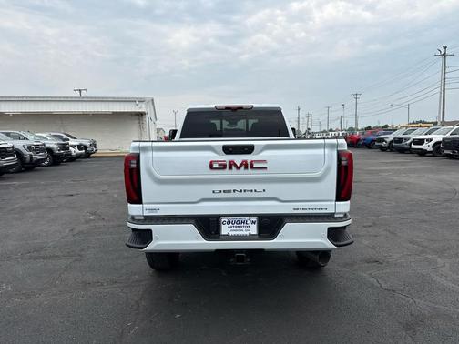 Glacier White Tricoat 2026 GMC Sierra 2500 Denali