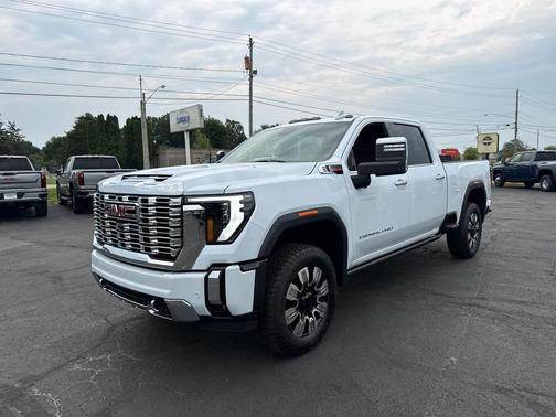 Glacier White Tricoat 2026 GMC Sierra 2500 Denali