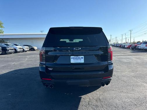 Black 2025 Chevrolet Suburban 4WD Z71