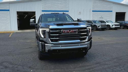 2025 GMC Sierra 3500 SLT