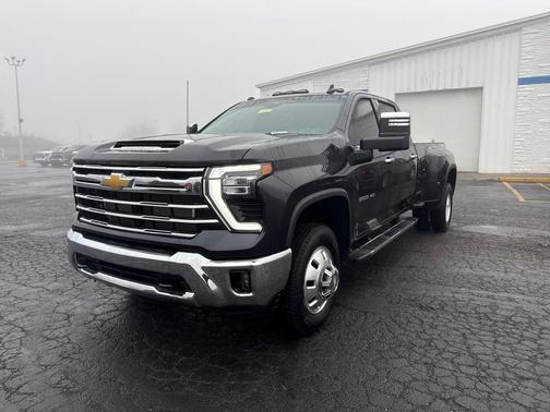 2024 Chevrolet Silverado 3500 LTZ