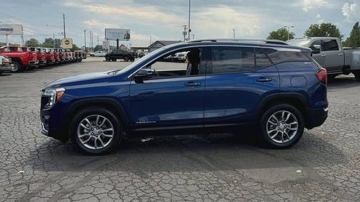 2022 GMC Terrain SLT