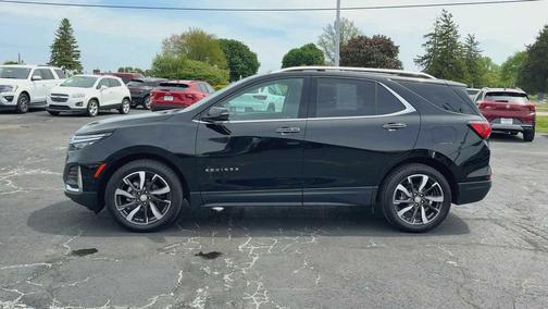 Mosaic Black Metallic 2022 Chevrolet Equinox Premier w/1LZ