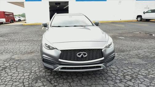 2019 INFINITI QX30 LUXE