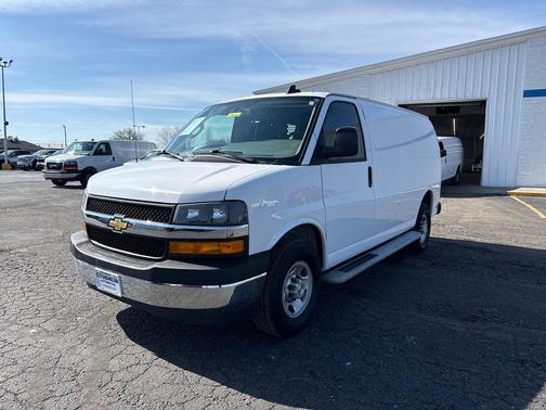 2024 Chevrolet Express 2500 RWD 2500 Regular Wheelbase WT
