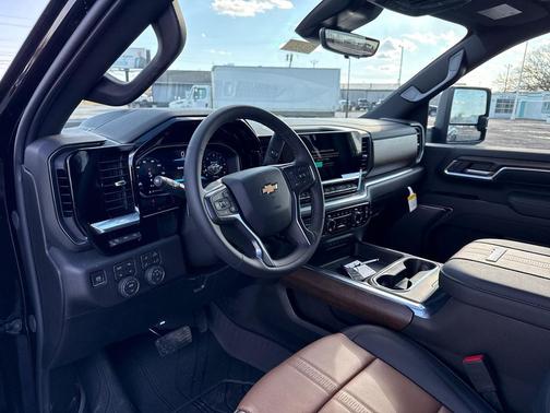 2026 Chevrolet Silverado 3500 High Country