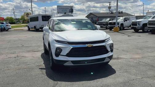 Summit White 2025 Chevrolet Blazer 2LT