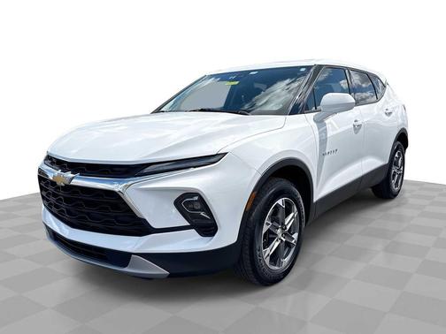 Summit White 2025 Chevrolet Blazer 2LT