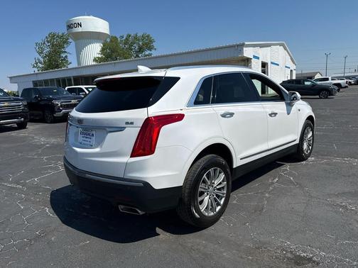 Crystal White Tricoat 2019 Cadillac XT5 Luxury
