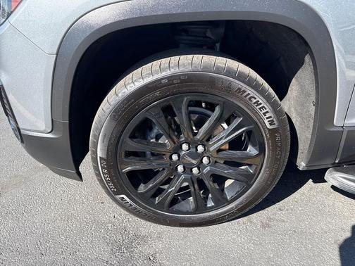 2023 GMC Acadia FWD SLE