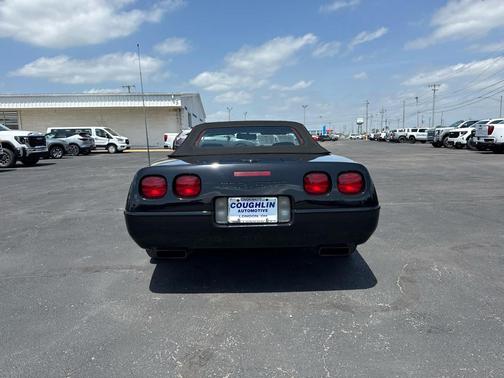 BLACK 1996 Chevrolet Corvette Base