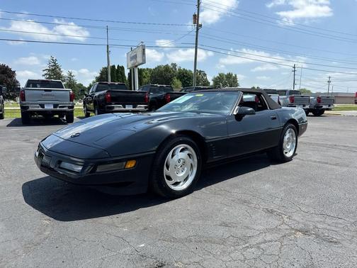 BLACK 1996 Chevrolet Corvette Base