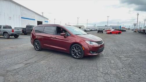 2019 Chrysler Pacifica Limited