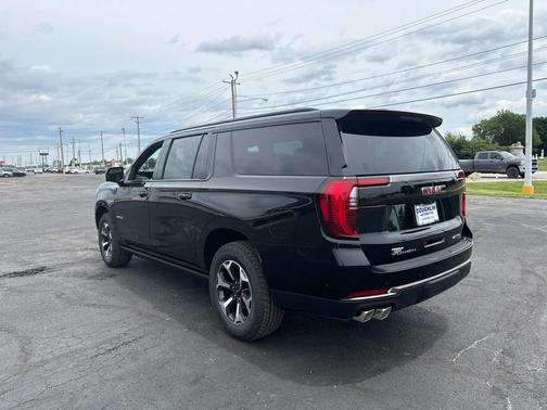 Onyx Black 2026 GMC Yukon XL 4WD AT4 Ultimate