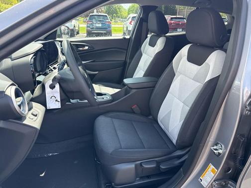 Sterling Gray Metallic 2026 Chevrolet Trax LS