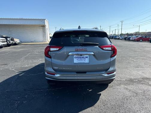 Sterling Metallic 2023 GMC Terrain Denali