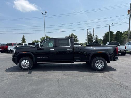Onyx Black 2026 GMC Sierra 3500 Denali