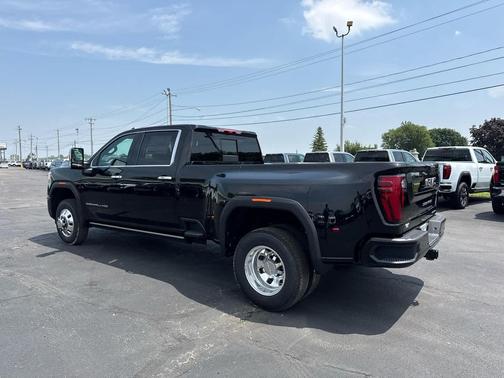 Onyx Black 2026 GMC Sierra 3500 Denali