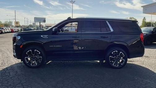 2022 GMC Yukon SLE