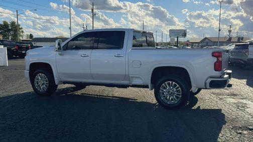 2022 Chevrolet Silverado 2500 High Country