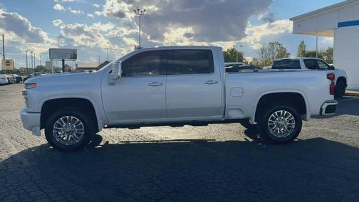 2022 Chevrolet Silverado 2500 High Country