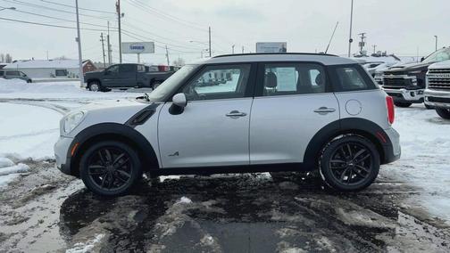 2012 MINI Cooper S Countryman Base
