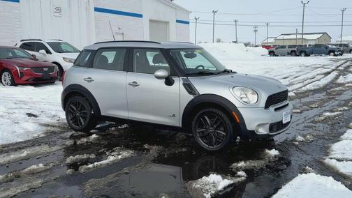 2012 MINI Cooper S Countryman Base