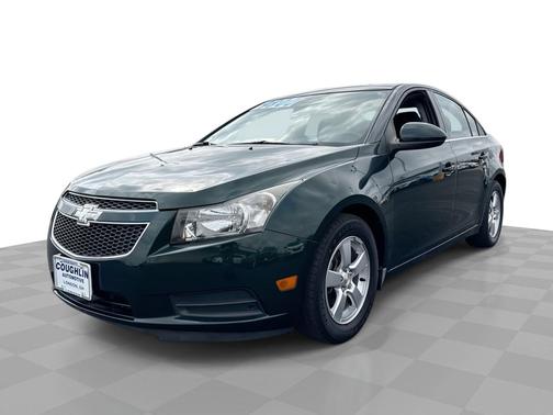 Rainforest Green Metallic 2014 Chevrolet Cruze 1LT