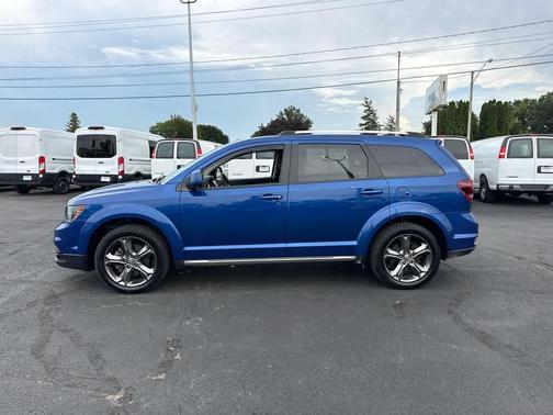 Blue Streak Pearlcoat 2015 Dodge Journey Crossroad