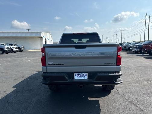 Sterling Gray Metallic 2026 Chevrolet Silverado 1500 Custom Trail Boss
