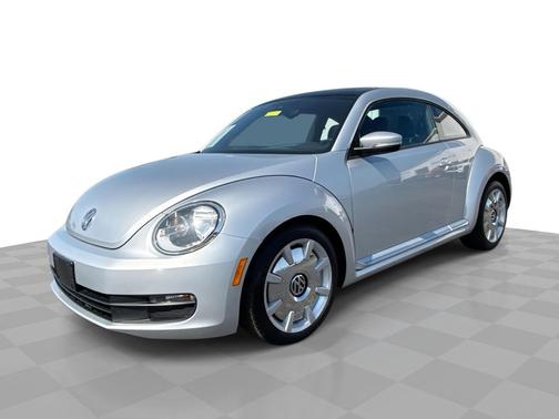 2016 Volkswagen Beetle 1.8T SEL