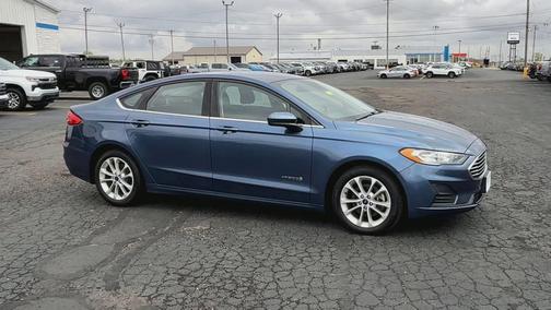 2019 Ford Fusion Hybrid SE