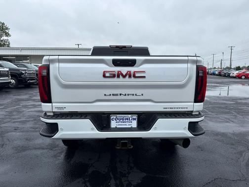 White Frost Tricoat 2024 GMC Sierra 2500 Denali