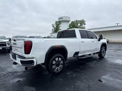 White Frost Tricoat 2024 GMC Sierra 2500 Denali