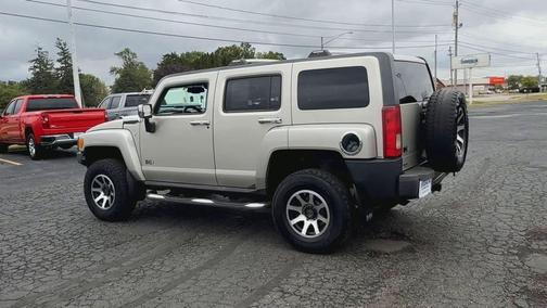 2008 Hummer H3 Base