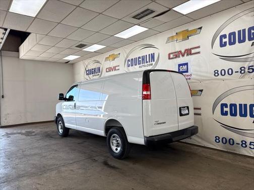 2025 Chevrolet Express 2500 RWD 2500 Regular Wheelbase WT