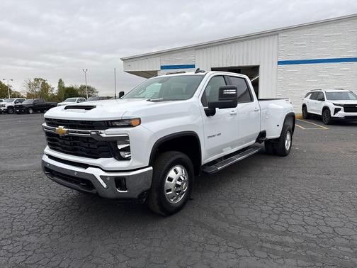 2026 Chevrolet Silverado 3500 LT