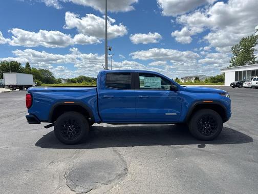 Rapids Metallic 2026 GMC Canyon Elevation