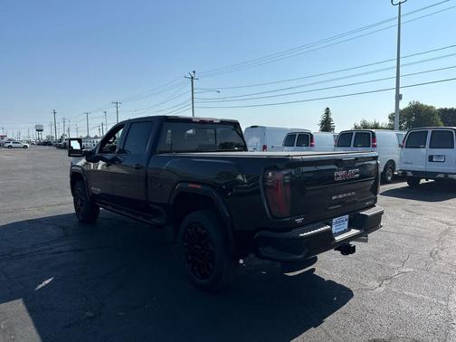 Onyx Black 2026 GMC Sierra 2500 AT4