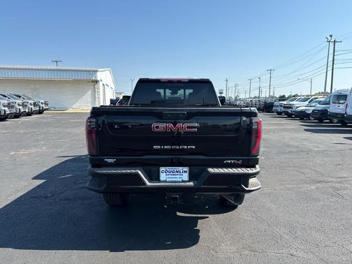 Onyx Black 2026 GMC Sierra 2500 AT4
