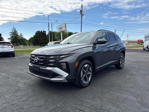 Ecotronic Gray 2025 Hyundai TUCSON SEL